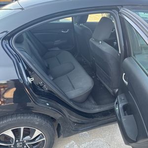 صورة مصغرة 33 لـ 2015 Honda CIVIC LX