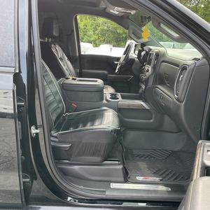 صورة 28 لـ 2020 Chevrolet SILVERADO 1500 RST
