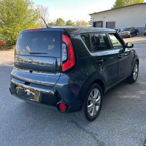 KIA SOUL + - 8