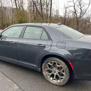 CHRYSLER 300 S - 6