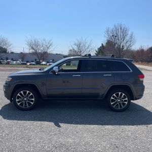 JEEP GRAND CHEROKEE OVERLAND - 3