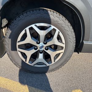 2023 Subaru FORESTER PREMIUM 缩略图 19