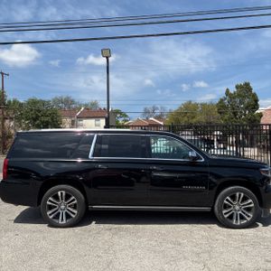 CHEVROLET SUBURBAN PREMIER - 9