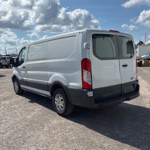 FORD TRANSIT 150 - 5
