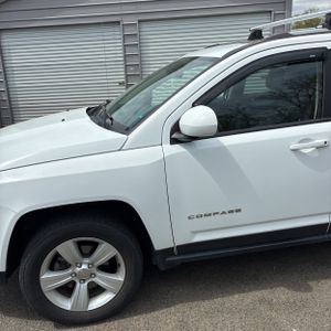 JEEP COMPASS LATITUDE - 2