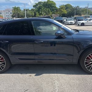 صورة مصغرة 11 لـ 2022 Porsche MACAN S