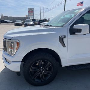 FORD F-150 LARIAT - 2