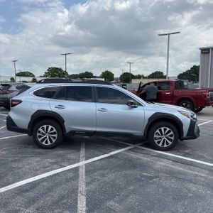 SUBARU OUTBACK PREMIUM - 10