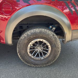 صورة 18 لـ 2018 FORD F-150 RAPTOR