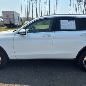 MERCEDES-BENZ GLC - 4