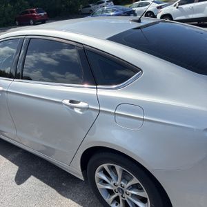FORD FUSION SE - 6