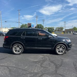 FORD EXPLORER LIMITED - 10
