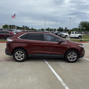 FORD EDGE SEL - 10