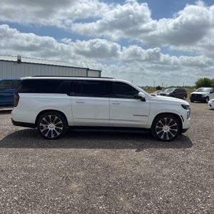 CHEVROLET SUBURBAN RST - 10