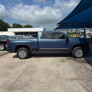 CHEVROLET SILVERADO 2500HD HIGH COUNTRY - 10