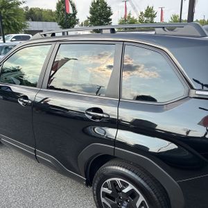 2025 Subaru FORESTER PREMIUM 照片 6