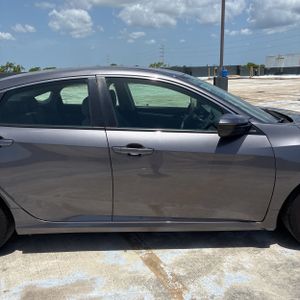 2017 Honda CIVIC LX — миниатюра 11