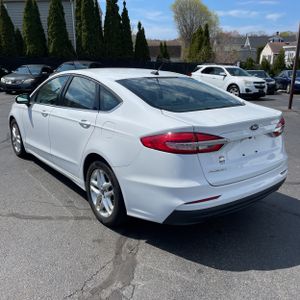 FORD FUSION S - 5