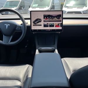 صورة مصغرة 37 لـ 2023 Tesla MODEL Y LONG RANGE
