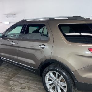 FORD EXPLORER LIMITED - 6