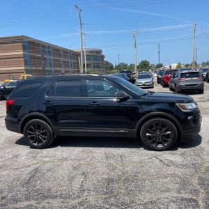 2018 FORD EXPLORER XLT 照片 10