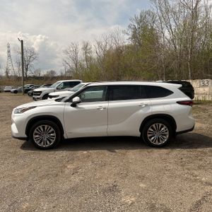 TOYOTA HIGHLANDER - 3