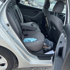 صورة مصغرة 33 لـ 2016 Hyundai ELANTRA SE