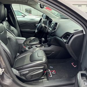 صورة مصغرة 33 لـ 2019 JEEP CHEROKEE ALTITUDE