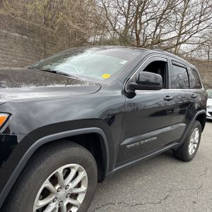 JEEP GRAND CHEROKEE LAREDO E - 2