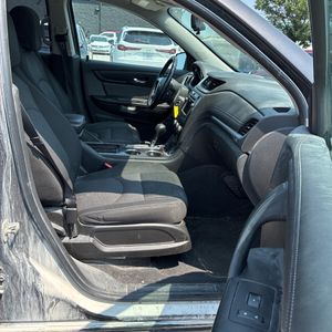 صورة مصغرة 33 لـ 2017 Chevrolet TRAVERSE LT