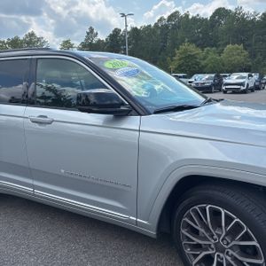 2026 JEEP GRAND CHEROKEE SUMMIT 4X4 — миниатюра 13
