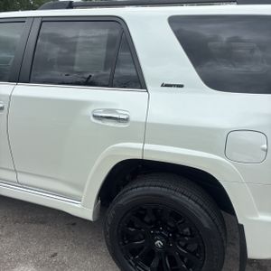 TOYOTA 4RUNNER - 6