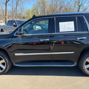 CADILLAC ESCALADE LUXURY - 4