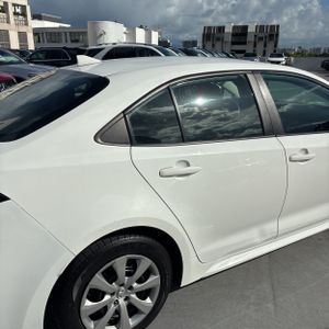 2022 Toyota COROLLA LE 照片 9