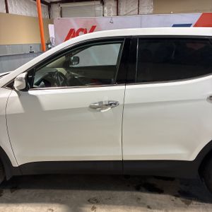HYUNDAI SANTA FE - 4