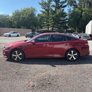 2020 KIA OPTIMA S photo 3