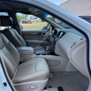2015 Nissan PATHFINDER PLATINUM — миниатюра 27
