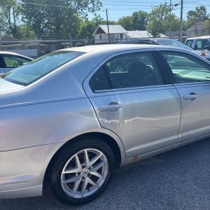 FORD FUSION SEL - 9