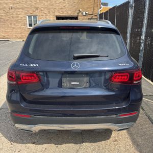 MERCEDES-BENZ GLC - 7