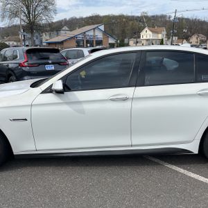 BMW 528I XDRIVE - 4