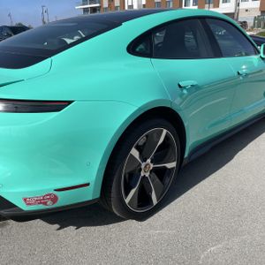 PORSCHE TAYCAN TURBO - 9