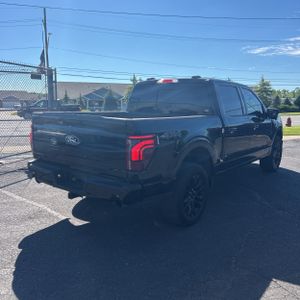 2024 FORD F-150 LARIAT 照片 8