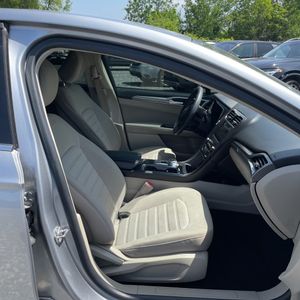 2020 FORD FUSION SE thumbnail 32