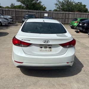 2015 Hyundai ELANTRA SE photo 7