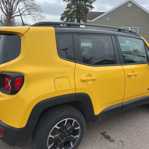 JEEP RENEGADE TRAILHAWK - 9