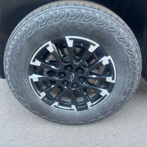 2025 Chevrolet TRAVERSE Z71 照片 17