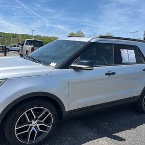 FORD EXPLORER SPORT - 2