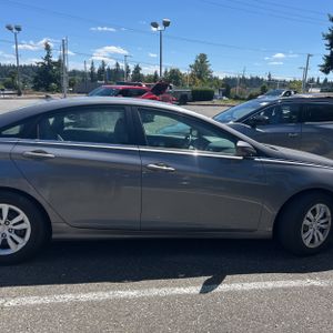 2011 Hyundai SONATA GLS — миниатюра 11