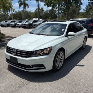 2019 Volkswagen PASSAT WOLFSBURG — фото 1