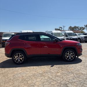 JEEP COMPASS LIMITED 4X4 - 10